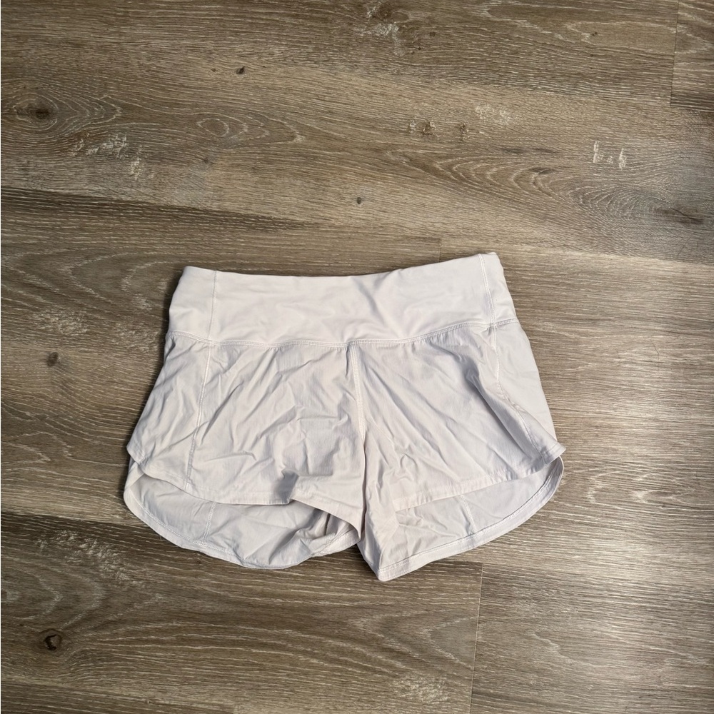 Lululemon Speed Up Mid-Rise Short 4”